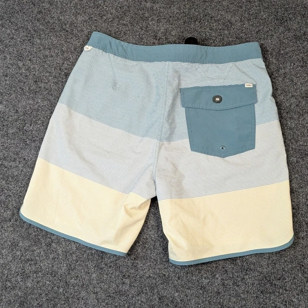Vuori Cruise Board Shorts Mens 32 Swim Trunks 7